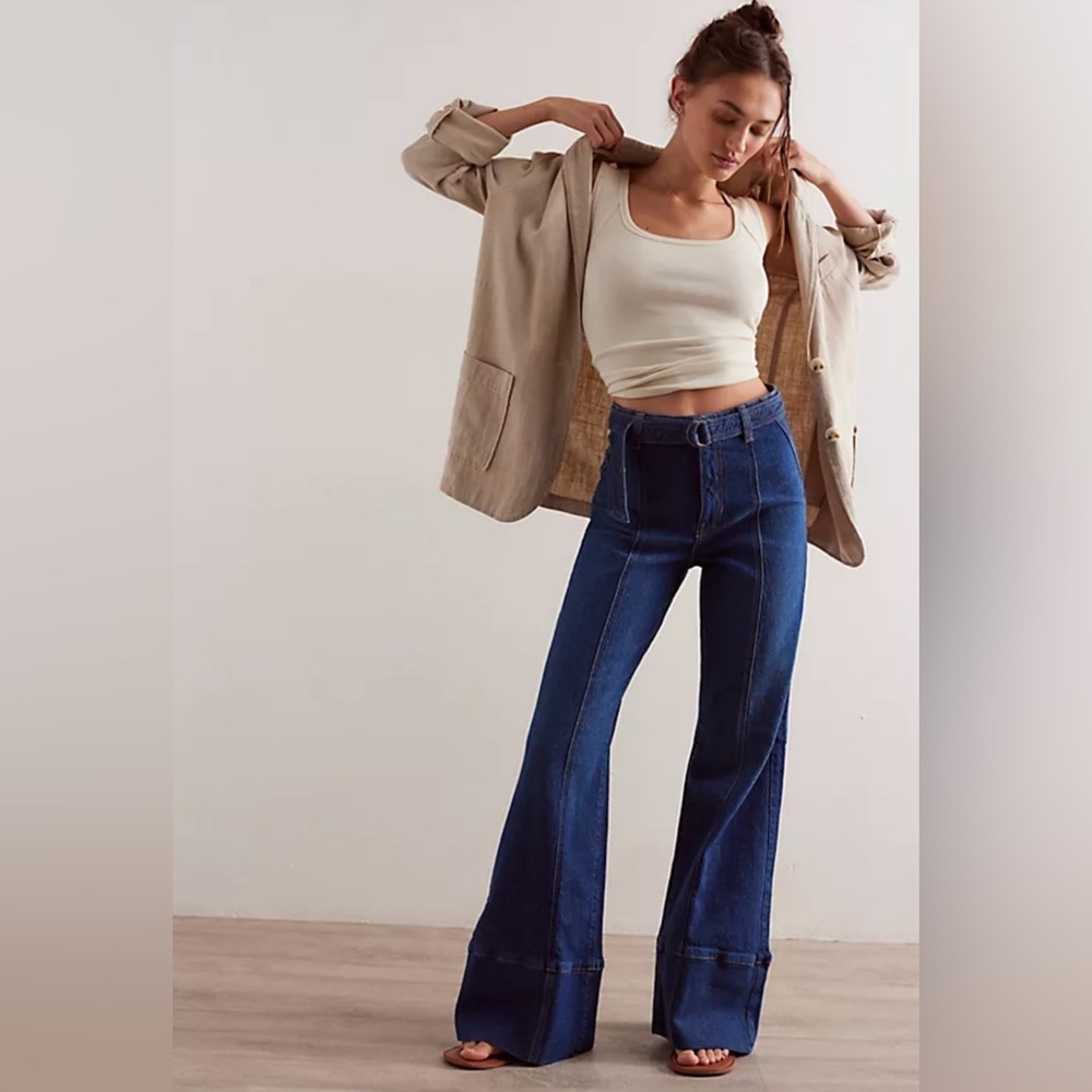 We The Free Ryla A-Line Flare Jeans High Rise Wide Leg Belted Size 26 - Picture 4 of 16